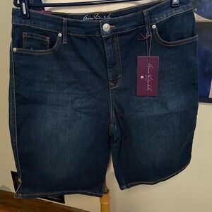 Gloria vanderbilt Bermuda ShortsShorts